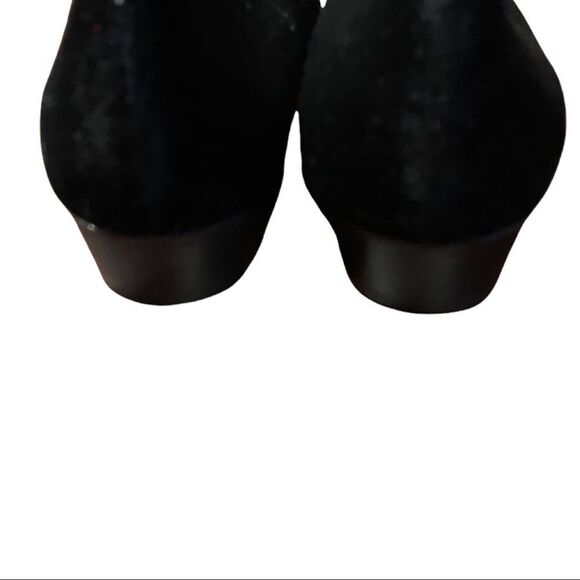 Munro Women's Black Velvet Slip-on Ballet Flats 7 - Picture 4 of 6